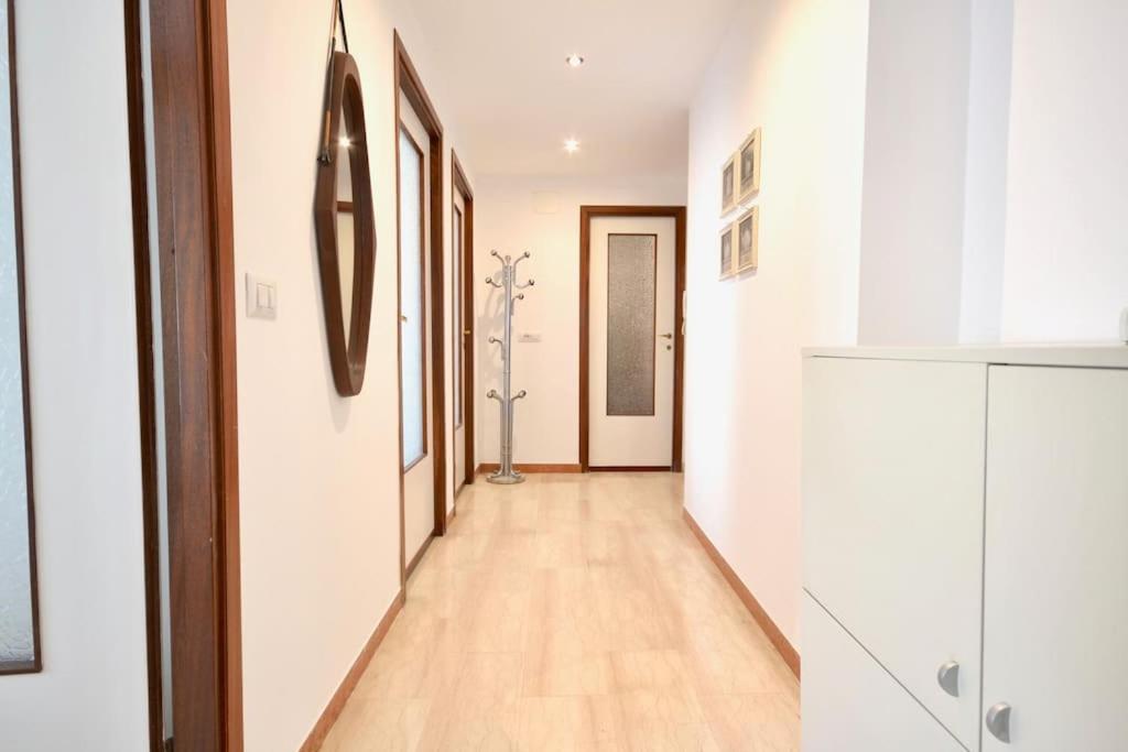 Casa Erica, Balcone E Wifi Apartment *